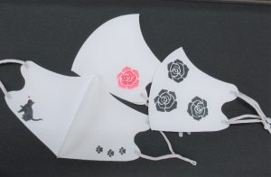 1/20 トールペイント マスク2枚に薔薇か猫🐈を描きます。(ステンシルシート使用)