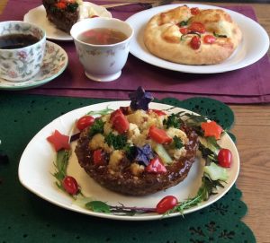 12/18・22 年末年始に!ホームパーティ料理(クリスマスピザ・ミートタルト・パイ風カップシチューほか)