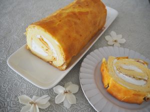 5/11「シューロールケーキ」 会場:アトリエ・ウィークエンド(中央市山之神)