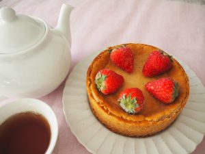 4/6「苺のチーズケーキ」 会場:アトリエ・ウィークエンド(中央市山之神)