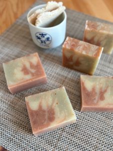 4/2　肌に優しい手作り石けん教室「酒粕とクレイの石けん」