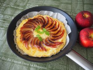10/7(水)「りんごのケーキ」  会場：アトリエ・ウィークエンド（中央市山之神）※申込締9/29